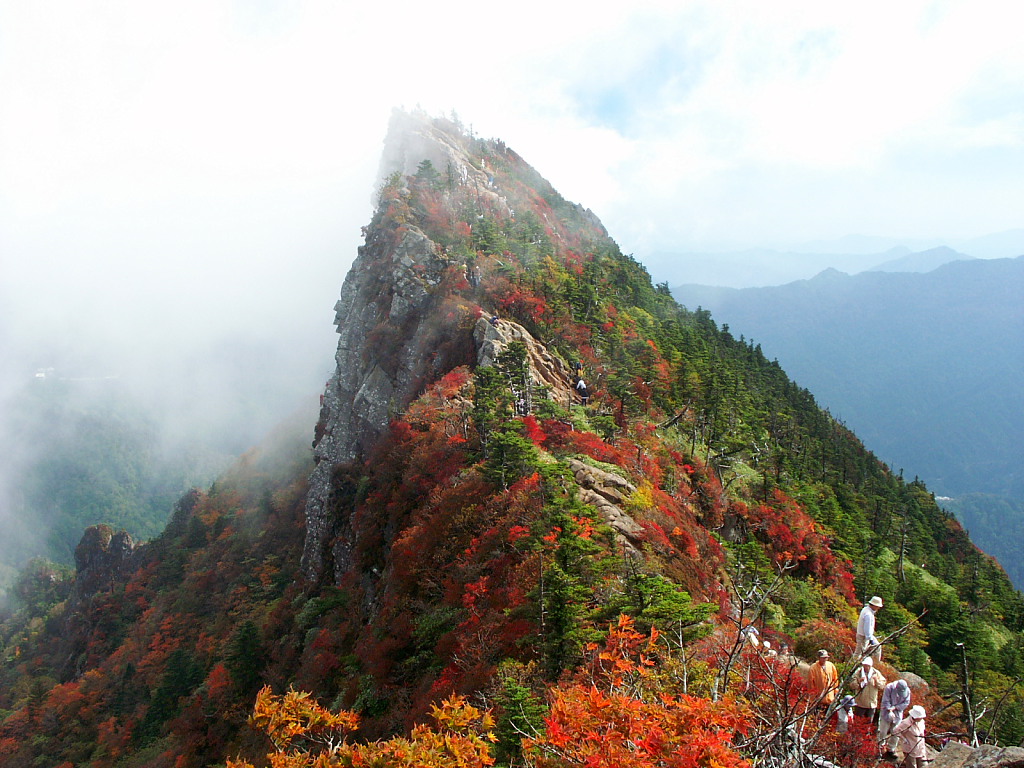 石鎚山の紅葉 の無料写真素材