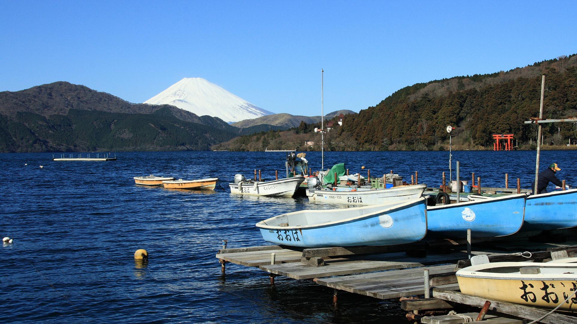 富士山の壁紙 写真素材 箱根芦ノ湖から見た富士山