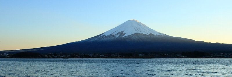 富士山の壁紙 写真素材 河口湖から見た富士山